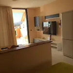 Atlantic Ocean View 公寓 阿德耶